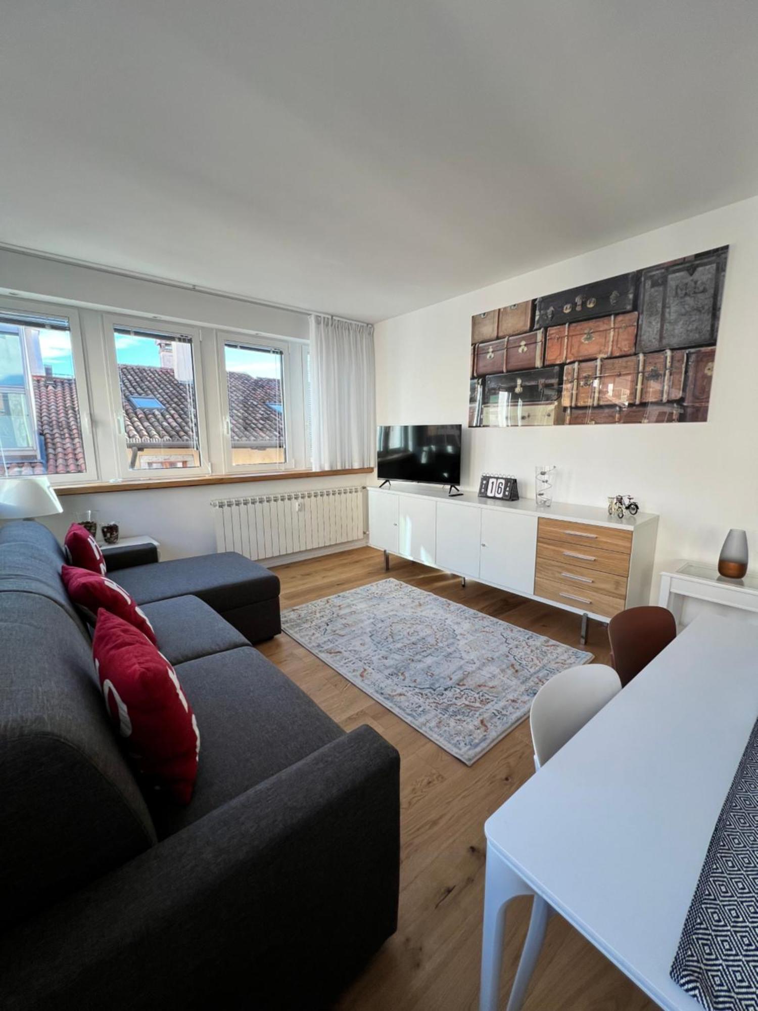 Apartmán Conte Cavour Udine Exteriér fotografie
